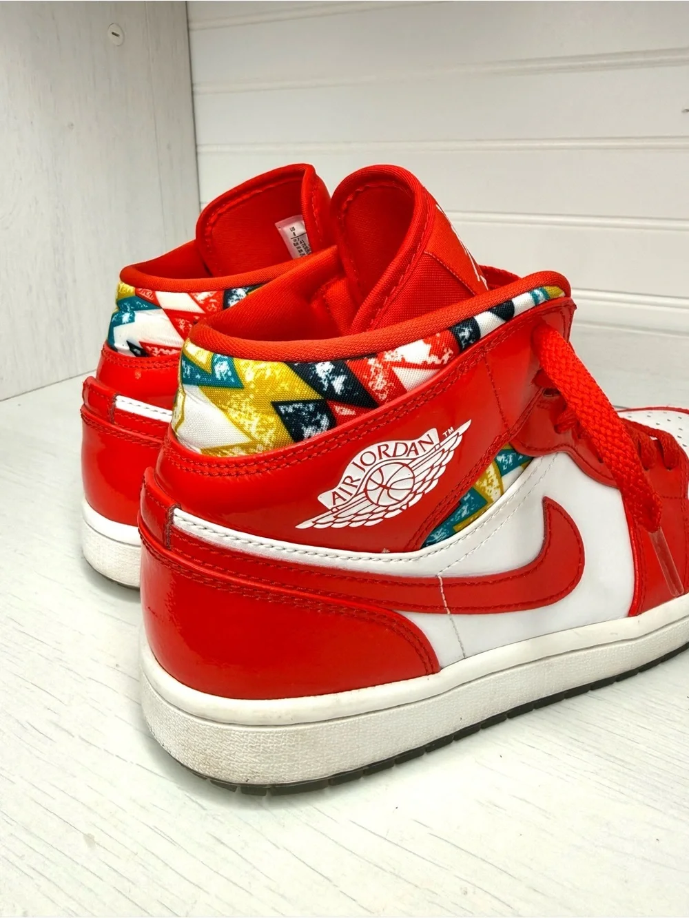 Jordan 1 Mid Barcelona Sweater Red Patent Size 8M/9.5W DC7294-600 - Great Shoe